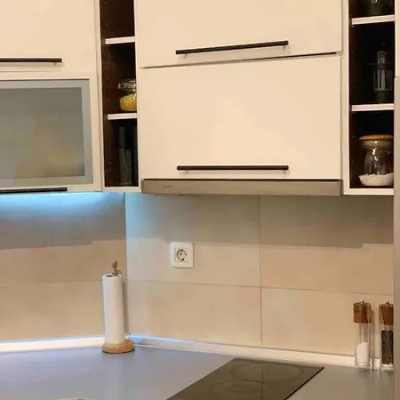 Apartment Smart Alexa, Hue & Mi - 4 Guests
